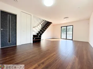 東金市八坂台　新築戸建のリビング