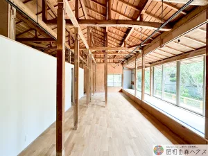 大網白里市四天木乙のリノベーション平屋　室内奥側から玄関