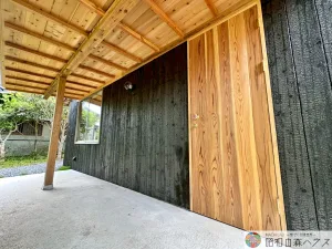 大網白里市四天木乙のリノベーション平屋　玄関エントランス