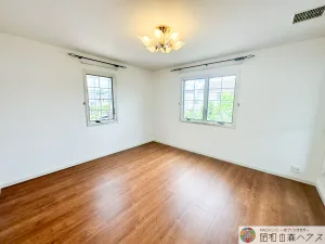 大網白里市季美の森南5丁目中古戸建て　約8帖の主寝室