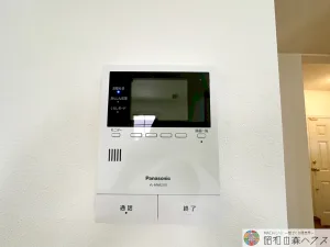 大網白里市季美の森南5丁目中古戸建て　TVモニター付インターホン