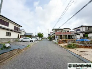 千葉市緑区誉田町2丁目 新築一戸建て 3LDK 前面道路