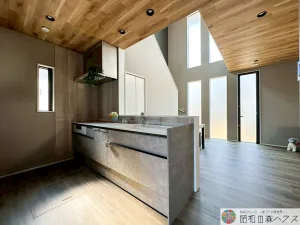 旭市鎌数No.2　2階建て　モデルハウス　新築　キッチン写真　昭和の森ハウス